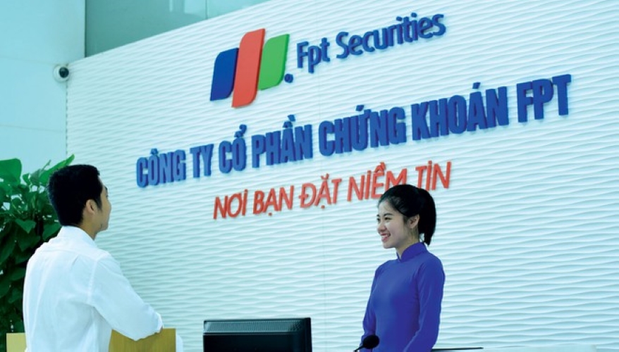 Có nên mở Tài khoản Công ty Chứng khoán FPT (FTS)