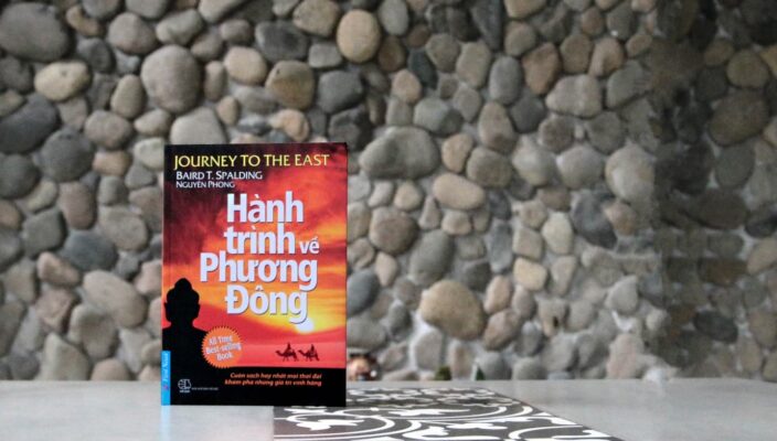 Hành trình về Phương Đông - Nguồn Internet