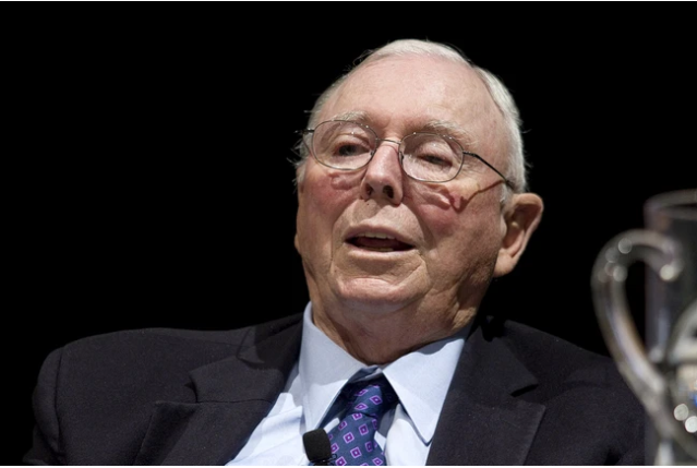 “Cánh tay phải” của Warren Buffett chỉ ra cách dễ dàng để kiếm 1 triệu USD trên thị trường chứng khoán