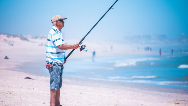 78 tuổi vẫn chưa nghỉ hưu, doanh nhân tiết lộ 8 bài học về tiền bạc và thành công: Tiếc là nhiều người chỉ được dạy khi đã quá muộn