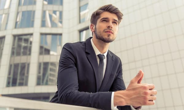 Hình mẫu người đàn ông trưởng thành - dấu hiệu 2