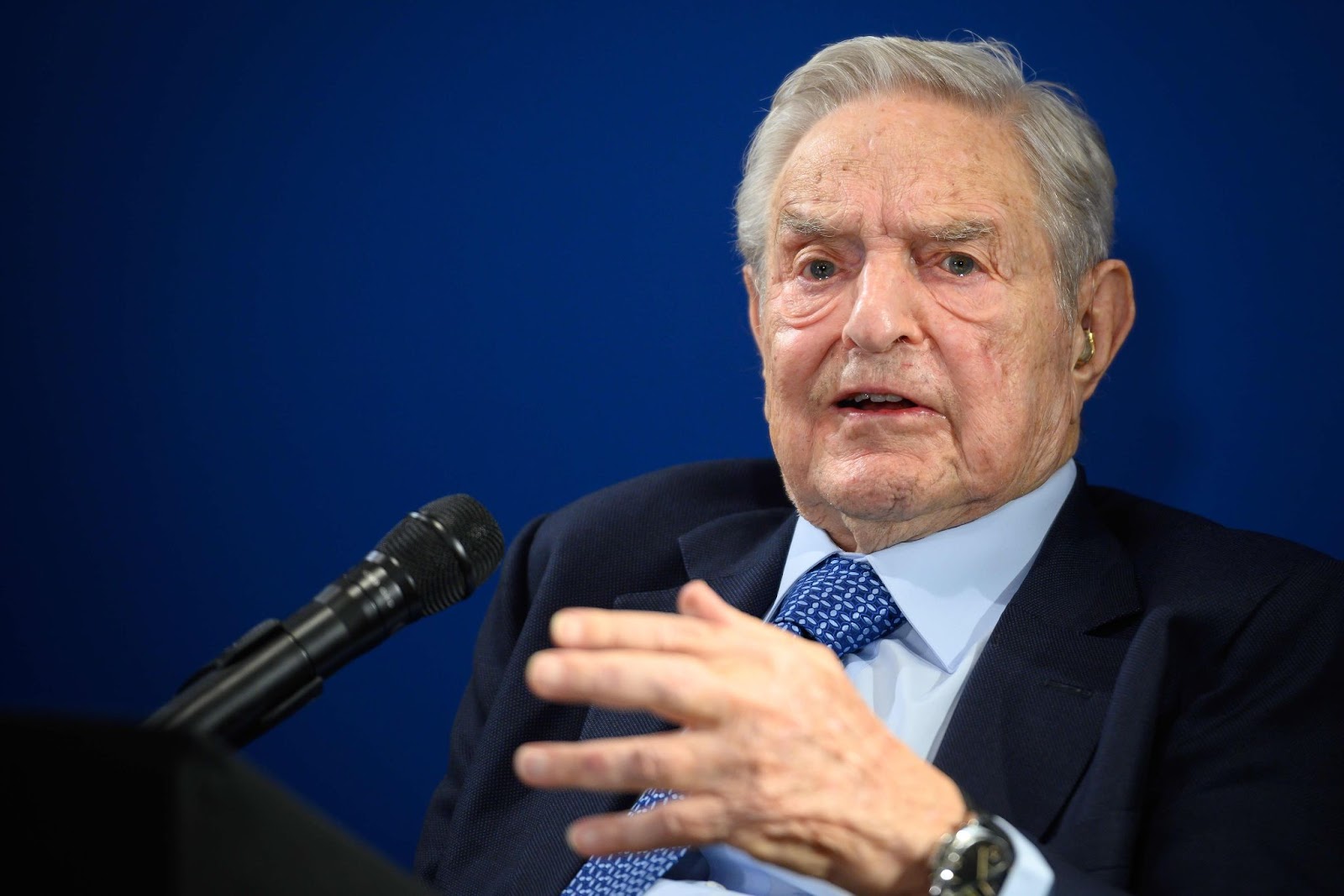 George Soros: Chấp nhận rủi ro để thành công lớn